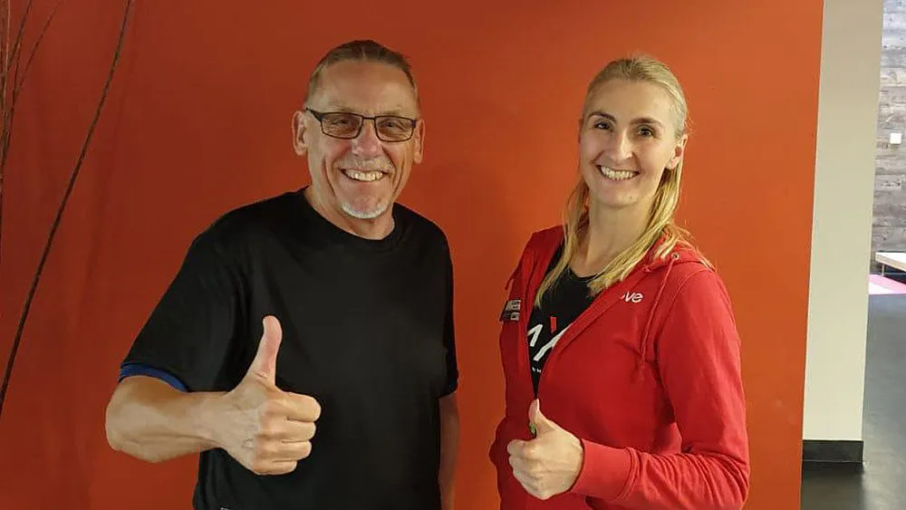 Ältere Mitglieder trainieren betreut und gesundheitsorientiert im move Studio