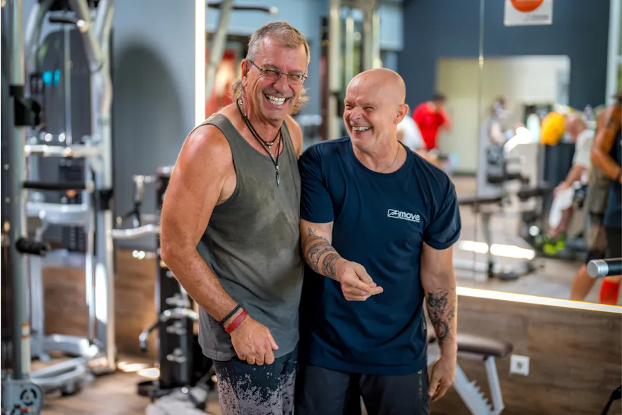 Zwei lachende Mitglieder im move Studio in Schwäbisch Hall