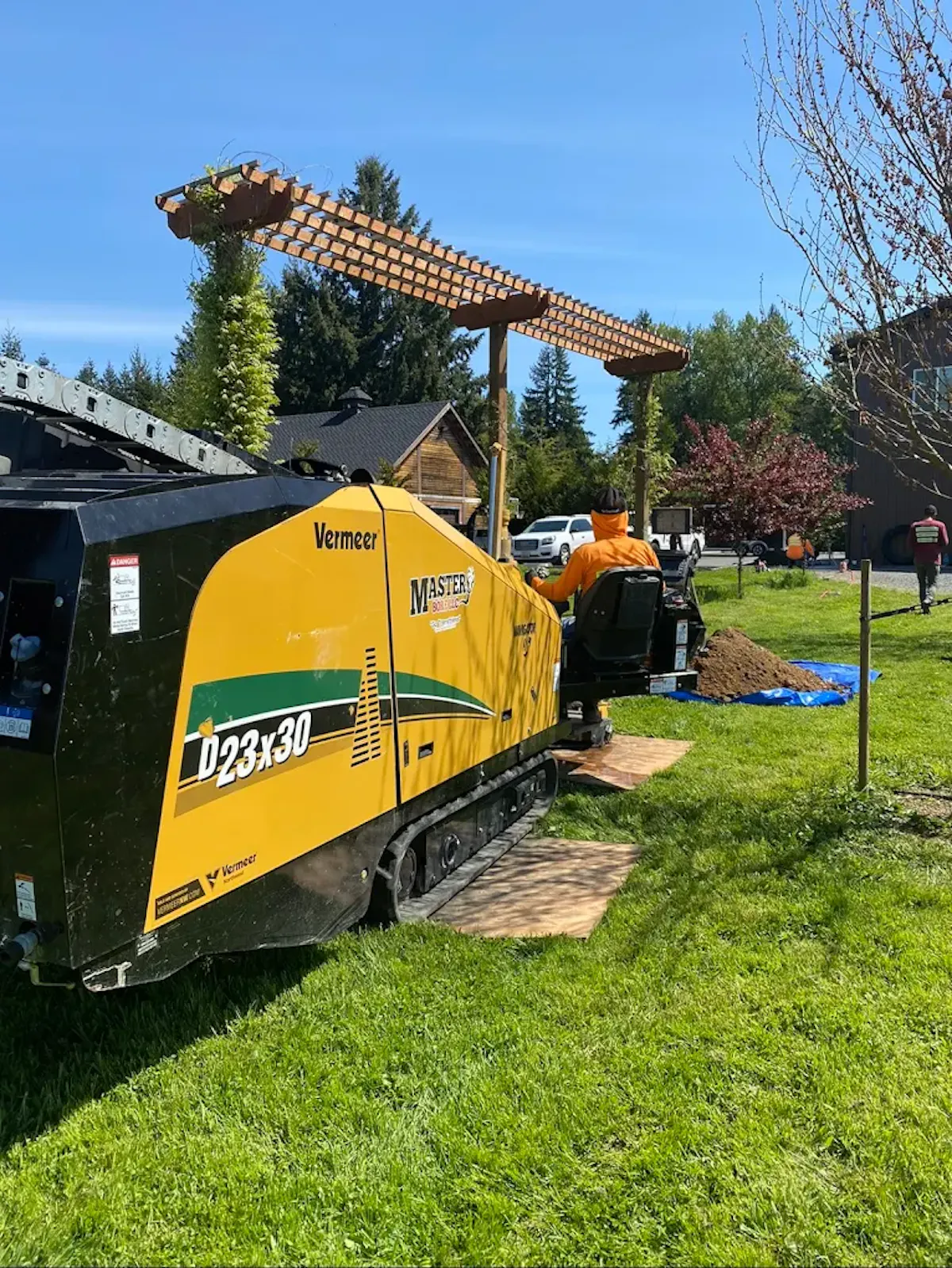 Horizontal directional drill replacing a residential water line with minimal digging in King County, WA