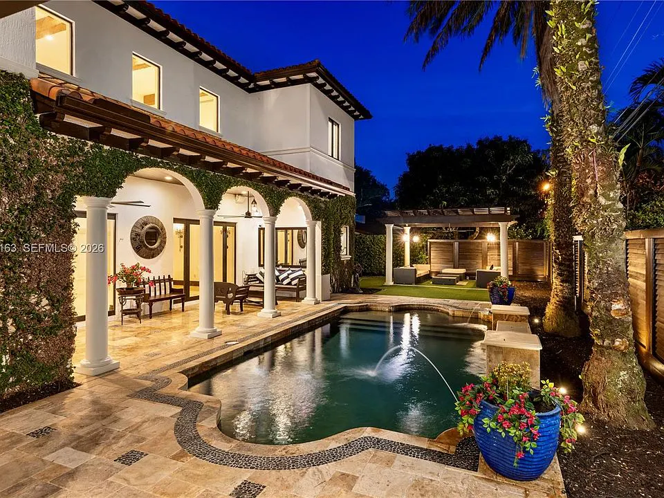 luxury estate pool