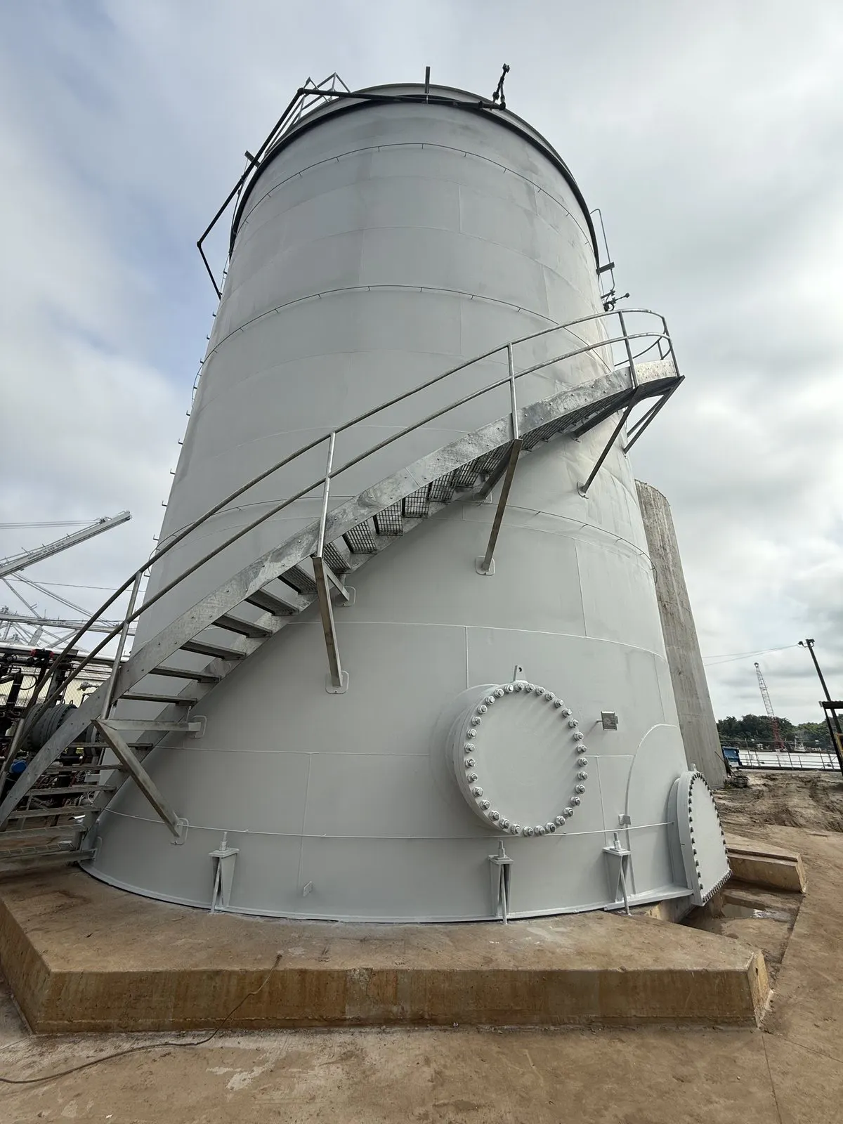storage tank coated clean grey