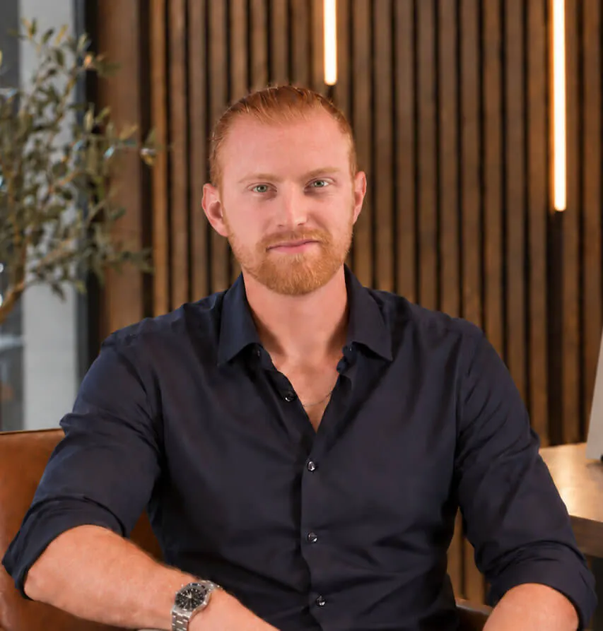 Alex, Dormani Founder