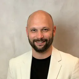 Timo Schumacher von Finest Luxury